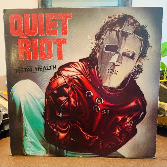 Quiet Riot Metal Health Epic Vinyl LP - Picture 1 of 11